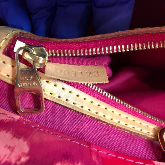 【35→ 26MK】Lv Red Monogram Vernis Ikat Catalina BB Tote Sku# 85786 (Gently Used) - Picture 10 of 14